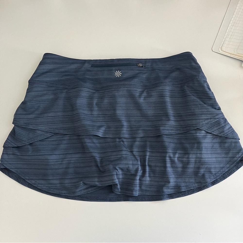 Athleta Stripe Swagger Skort Medium Blue Gray Skort Activewear Women’s‎